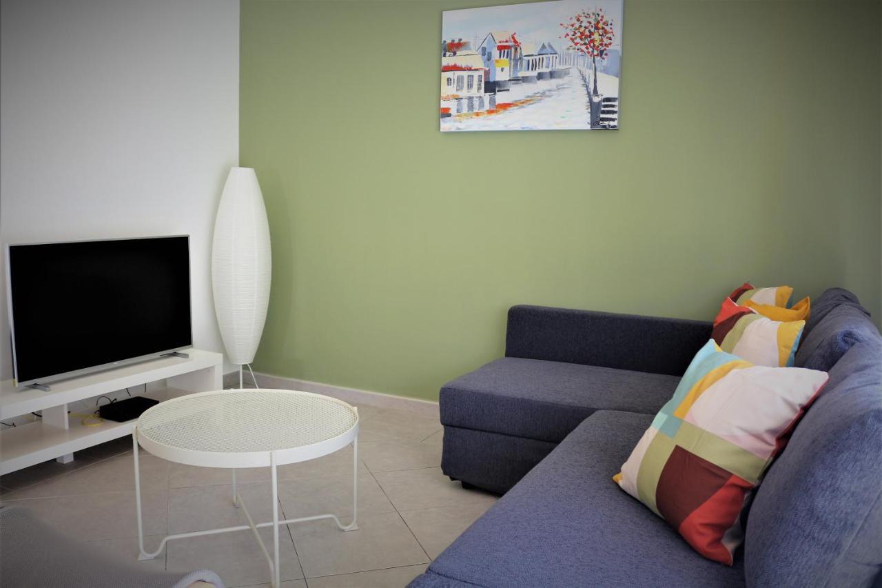 Lovely Apartment In Carvoeiro By The Beach Εξωτερικό φωτογραφία